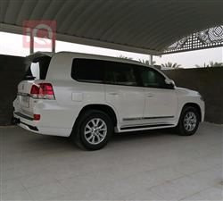 تويوتا لاندكروزر